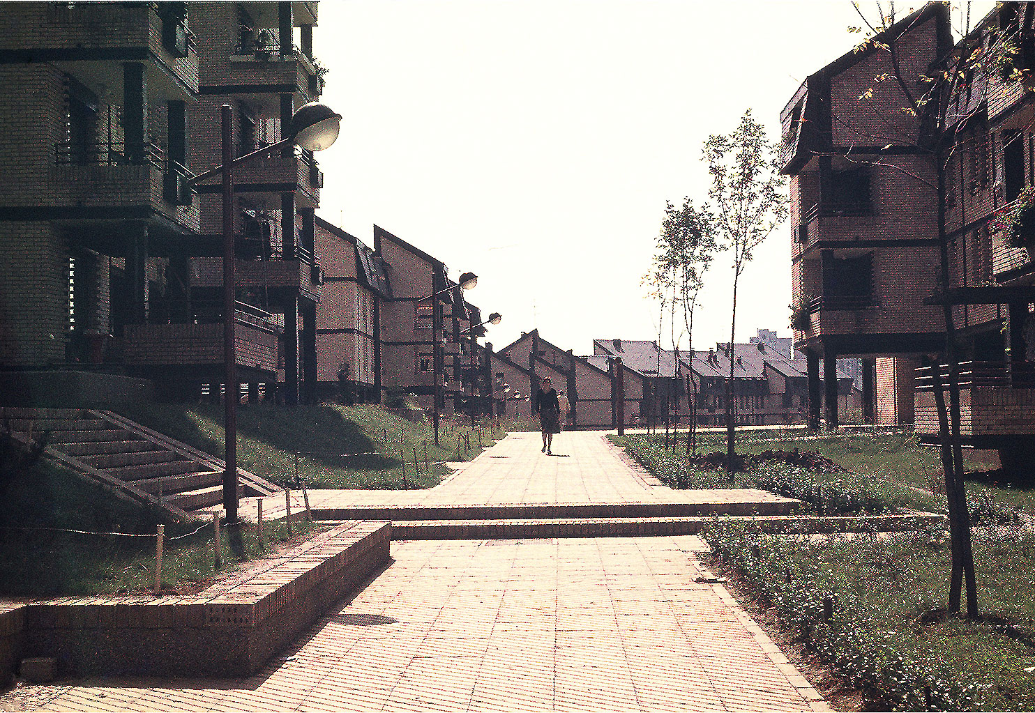 1981: Naselje Cerak Vinogradi u Beogradu - M. i D. Marušič sa N. Borovnica