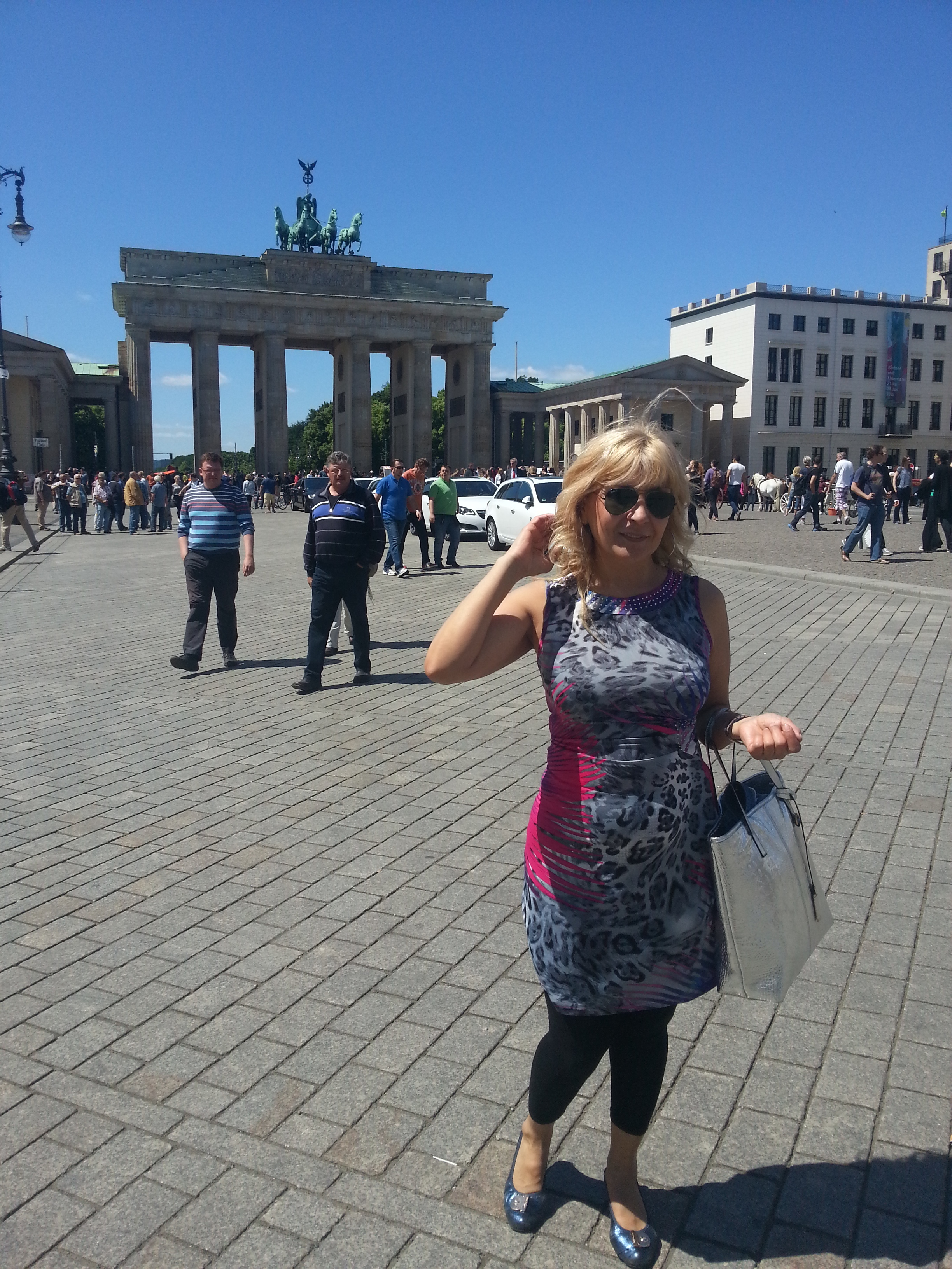 Ispred Brandenburške kapije